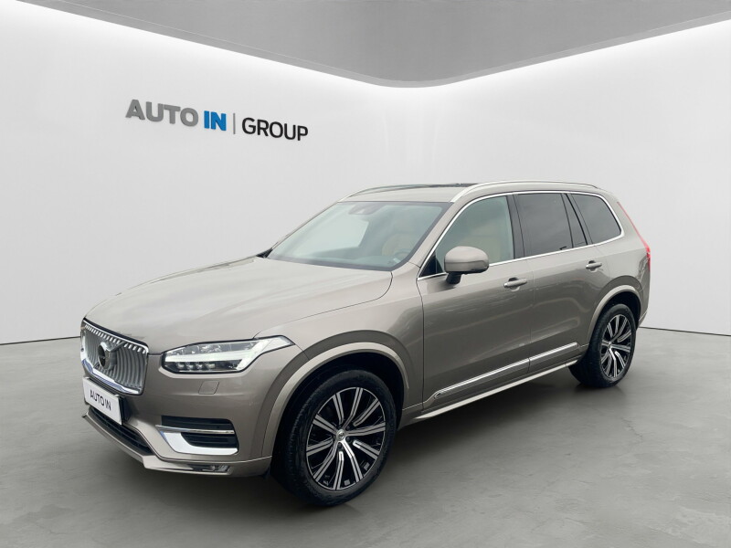 Volvo XC90 B5, 4X4, VZDUCH, ADAPT.SVĚTLA